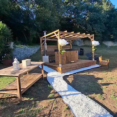 L'âme ô Roses De Charme Hébergement de vacances Soignies